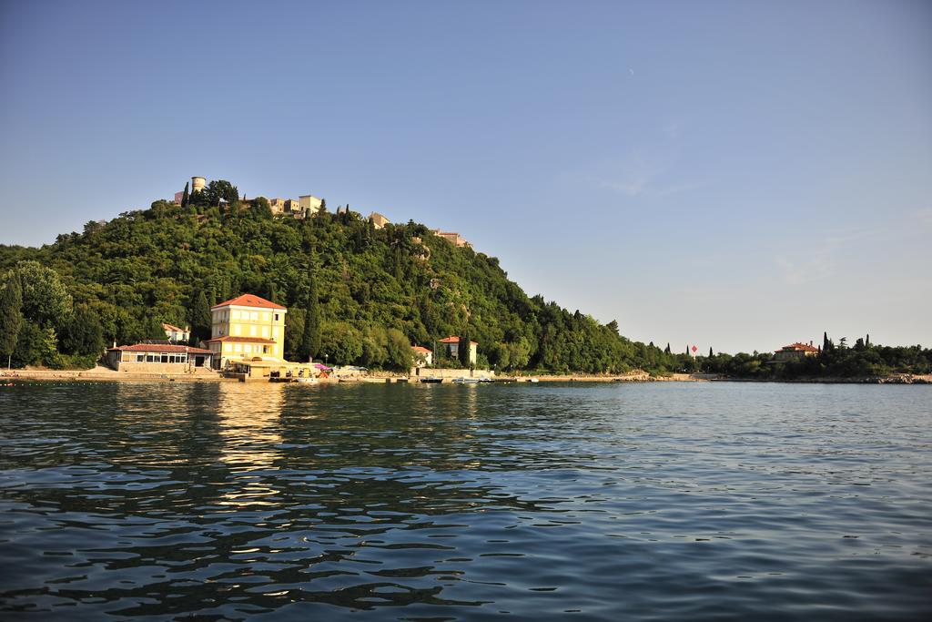 Bed&Breakfast Villa Eva Omišalj Екстериор снимка