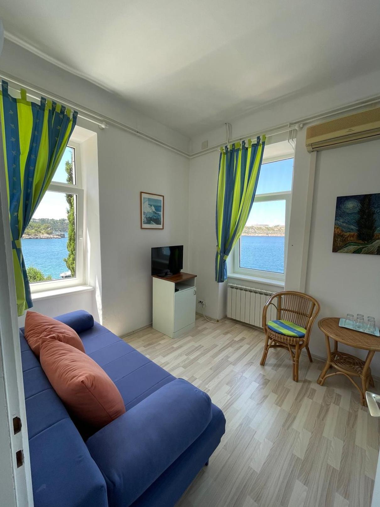 Bed&Breakfast Villa Eva Omišalj Екстериор снимка