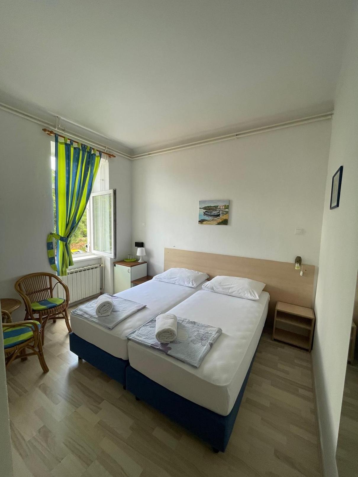 Bed&Breakfast Villa Eva Omišalj Стая снимка