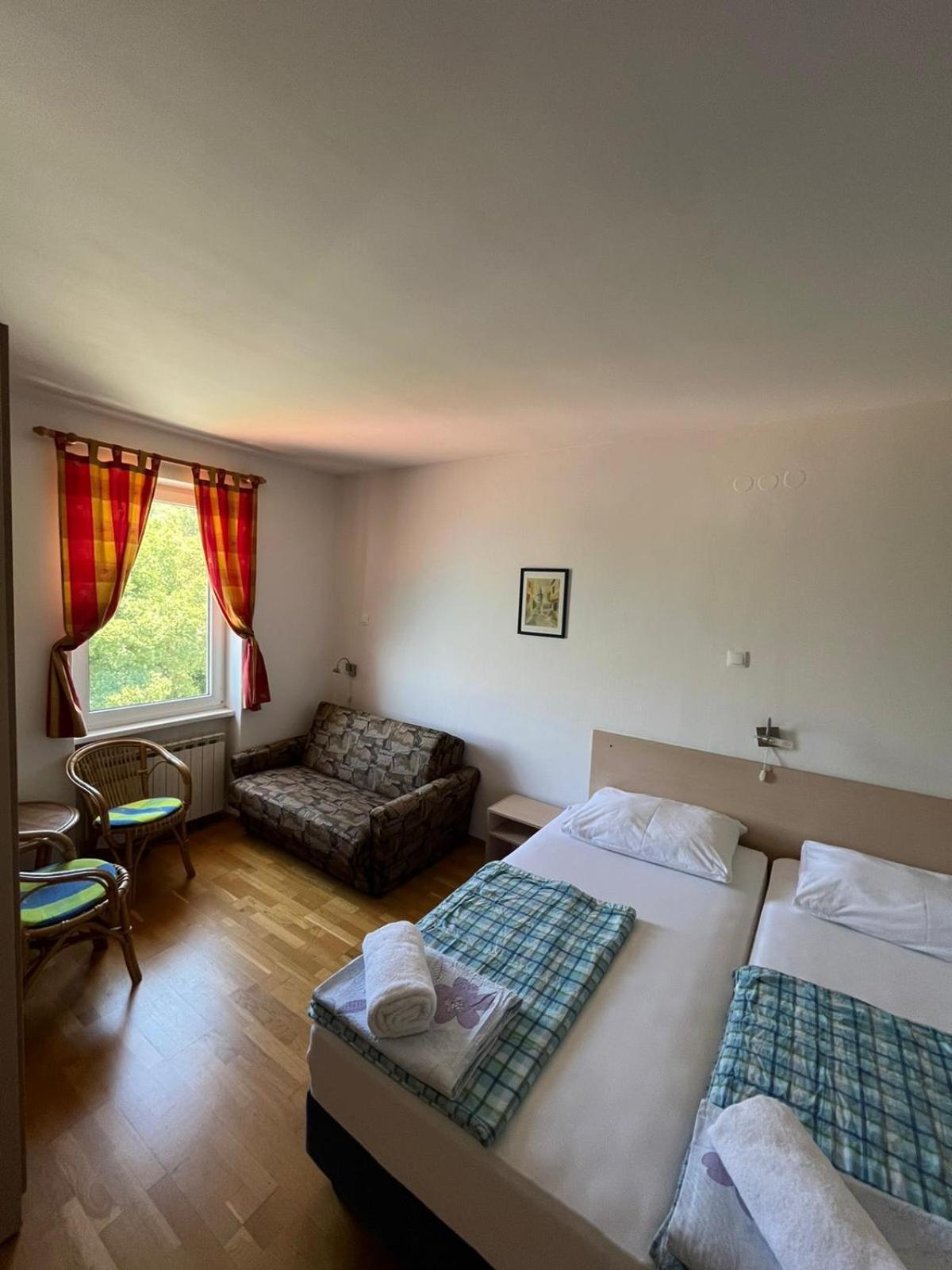 Bed&Breakfast Villa Eva Omišalj Екстериор снимка