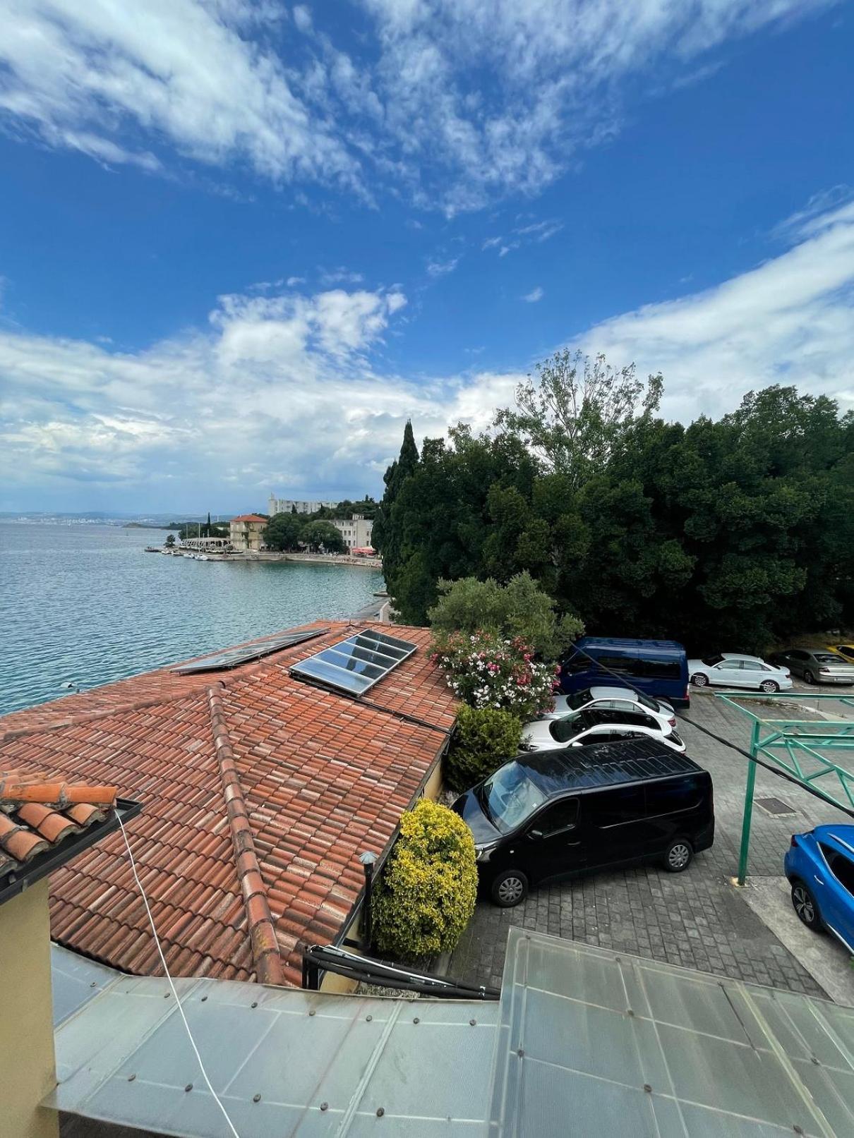 Bed&Breakfast Villa Eva Omišalj Стая снимка