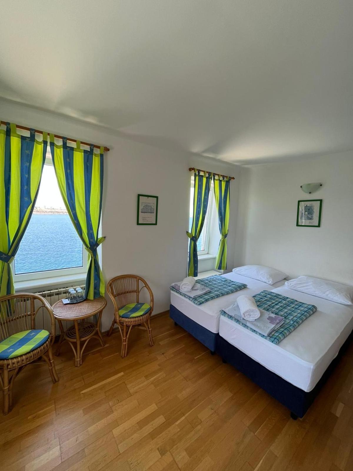 Bed&Breakfast Villa Eva Omišalj Стая снимка