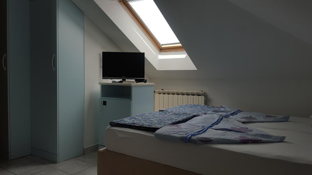 Bed&Breakfast Villa Eva Omišalj Стая снимка