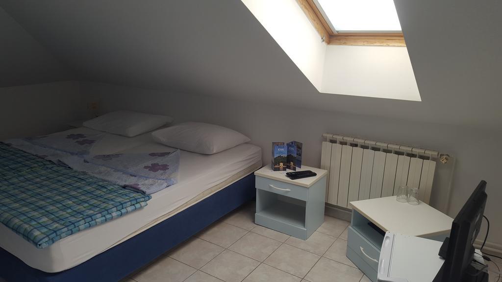Bed&Breakfast Villa Eva Omišalj Стая снимка