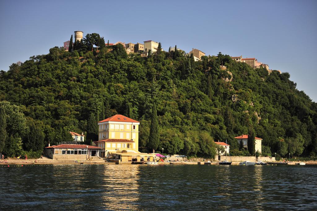 Bed&Breakfast Villa Eva Omišalj Екстериор снимка
