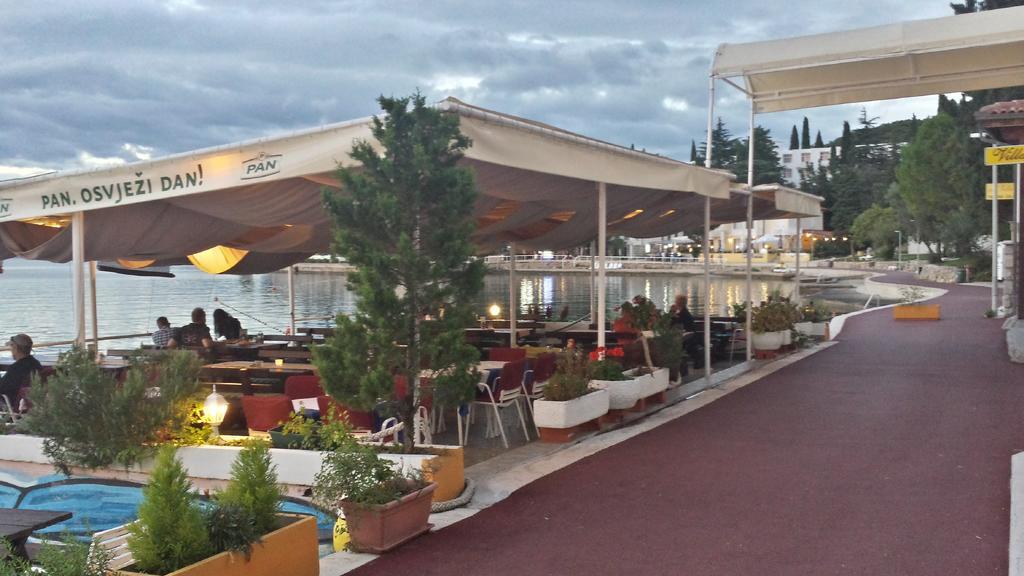 Bed&Breakfast Villa Eva Omišalj Екстериор снимка